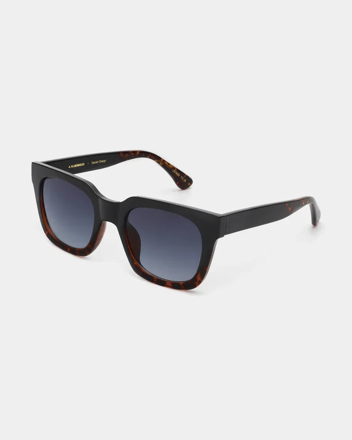 A.Kjærbede Nancy Sunglasses - Black Demi Tortoise