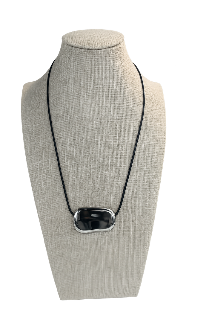 Celine - Necklace Silver/Black