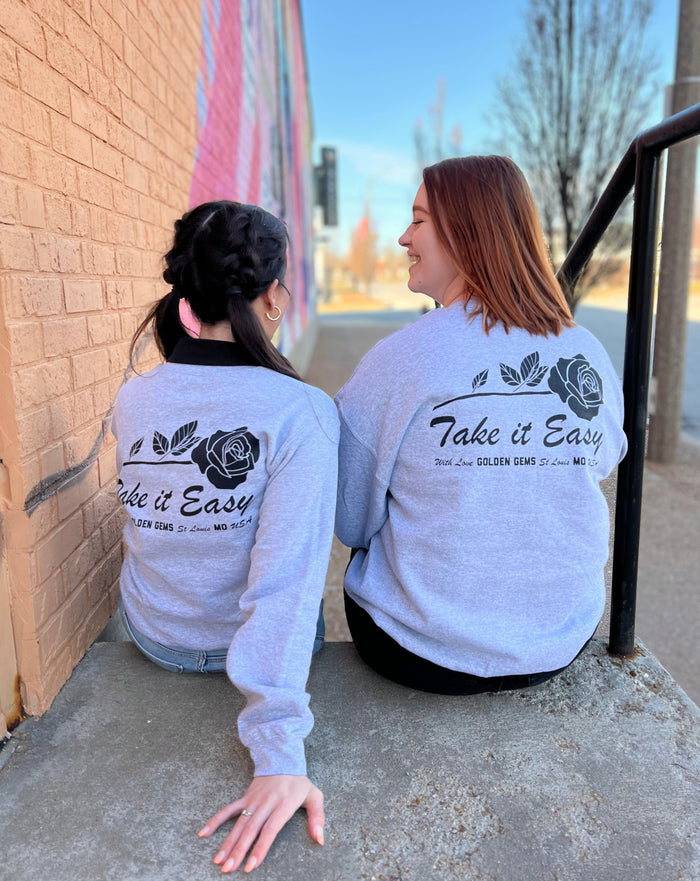 Take It Easy Badge Sweatshirt - Grey