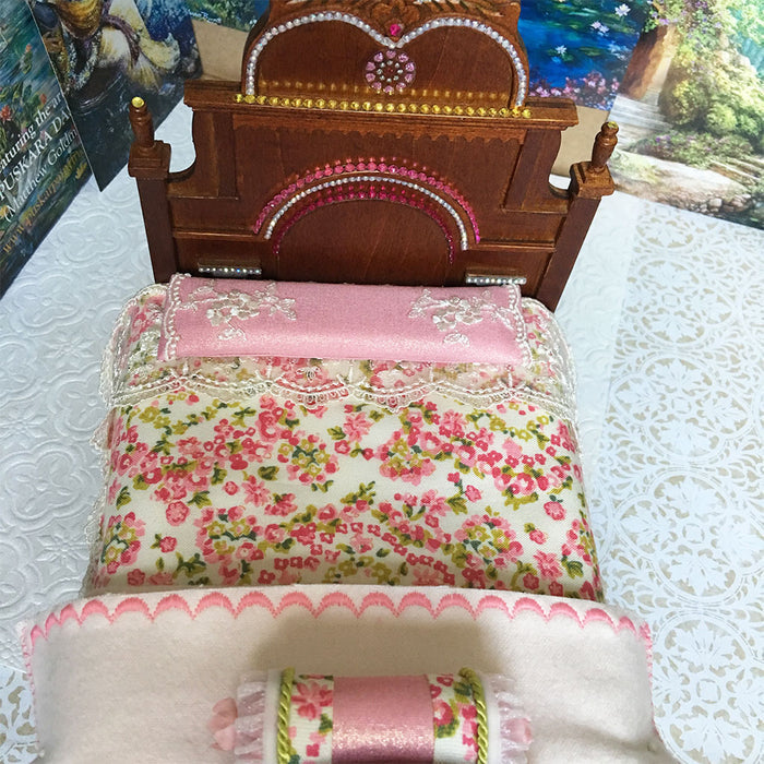 Varshana Palace Bed